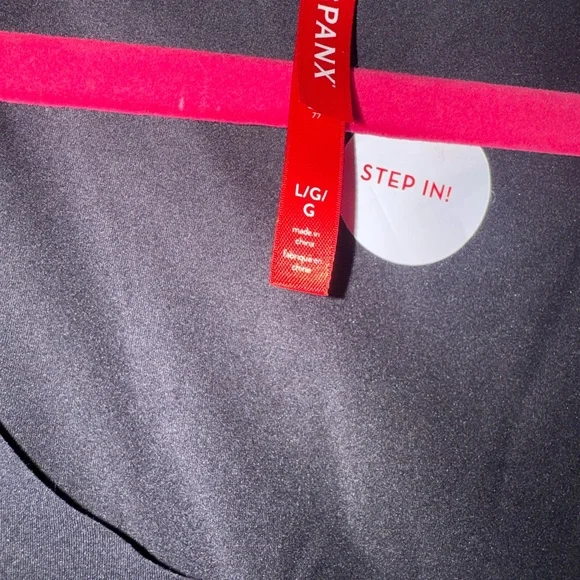 SPANX Smooth Tank Very Black Size Large (2017) - Picture 4 of 6